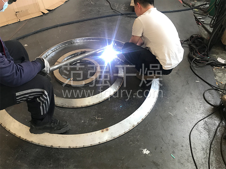 錐形螺帶真空干燥機